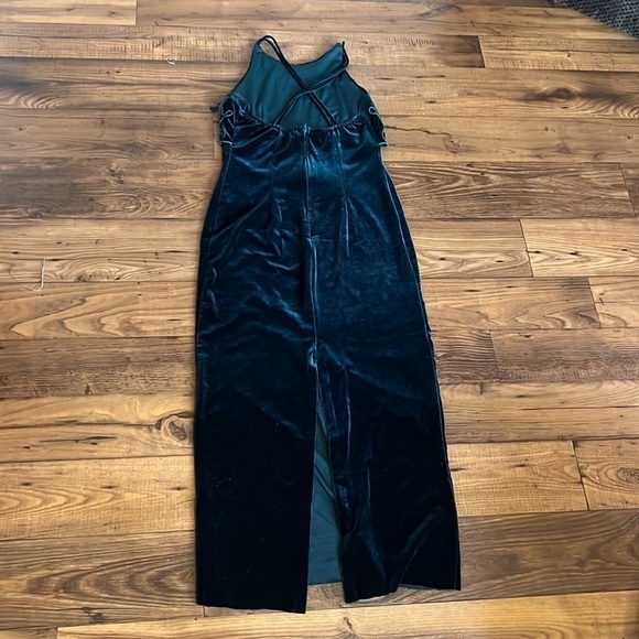 Dollar Vintage Dark Green Velvet Spaghetti Strap Dress SZ Medium - Picture 2 of 8
